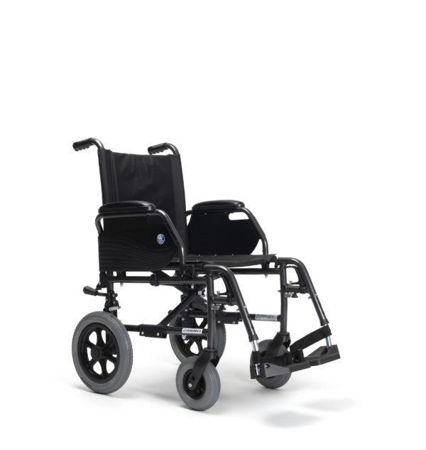 Esta silla de rudas Jazz S50 es ideal para pasear y transportar los pacientes de forma cómoda y segura.