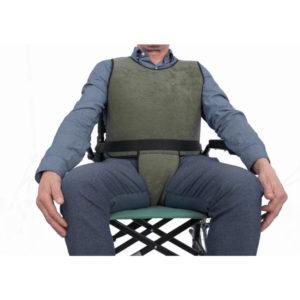 El chaleco de seguridad abdominal y perineal para sillas de ruedas para adultos es una ayuda efectiva que evita que las personas se inclinen hacia adelante y se deslicen hacia los lados.