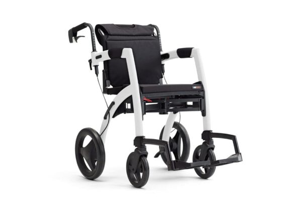 Rollz motion es un andador y una silla de ruedas 2 en 1. El innovador Motion de Rollz se convierte en una silla de ruedas práctica y cómoda en un abrir y cerrar de ojos. Dimensiones del asiento: 45 cm ancho y 42 cm profundidad. Color blanco.