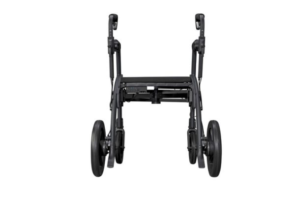 Además, existe la opción de añadir un kit de conversión eléctrica, que permite convertirlo en una silla de ruedas motorizada, ofreciendo aún más comodidad y autonomía en trayectos largos o momentos de fatiga.